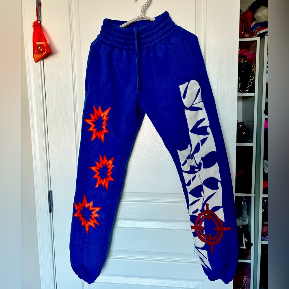 SB STUDIOS SWEATPANTS , SIZE SMALL